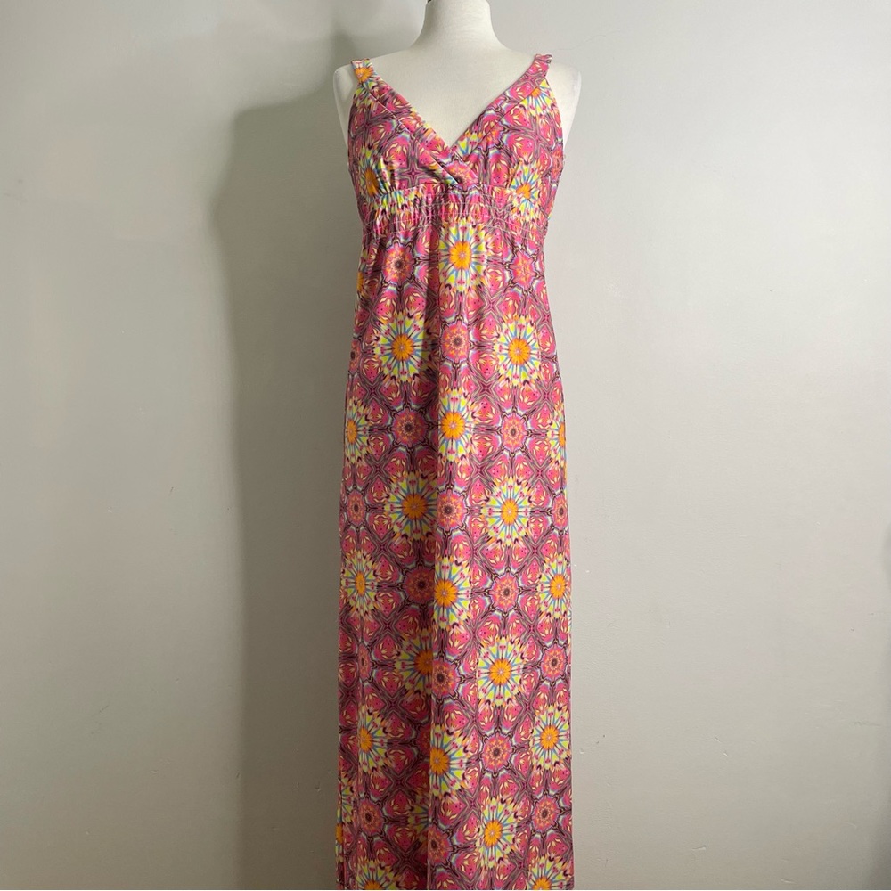 AMY MATTO NEW YORK Sleeveless Psychedelic Kaleidoscope Maxi Dress
